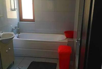 Apartament cu 2 camere, mobilat în Baza 3 - 6