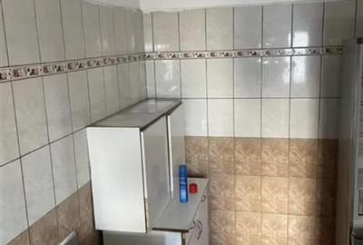 Apartament cu 3 camere decomandat în Giurgiului - 5