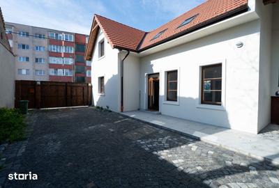 Casă cu 6 camere semidecomandat cu Teren 100 Mp în Gheorgheni - 18
