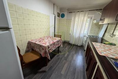 Apartament cu 4 camere decomandat, mobilat în 1 Mai - 10