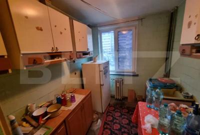 Apartament cu 3 camere semidecomandat în Calea București - 6