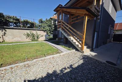 Casă cu 4 camere în Central - 2