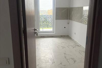 Apartament cu 3 camere decomandat în Titan - 7