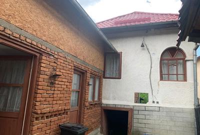Casă cu 4 camere în Lerești - 1