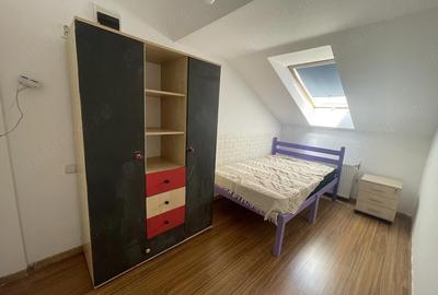 Apartament cu 3 camere semidecomandat în Florești - 2