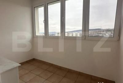 Apartament cu 3 camere decomandat în Dâmbu Pietros - 1