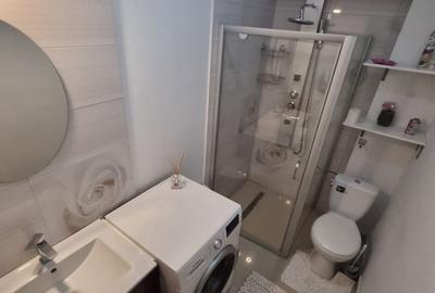 Apartament cu 2 camere semidecomandat în Între Lacuri