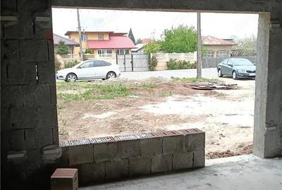 Casă cu 3 camere cu Teren 365 Mp în Mihăilești - 1