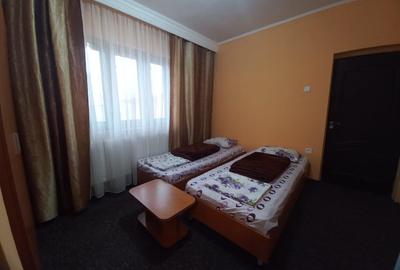 Casă cu 5 camere cu Canalizare în Faleza Nord - 1