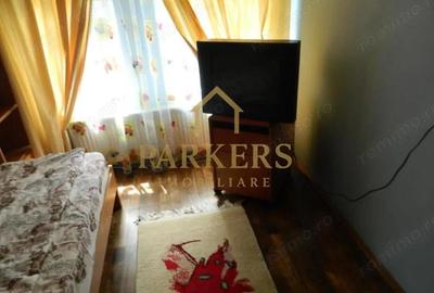 Casă cu 10 camere cu Canalizare în Central - 7