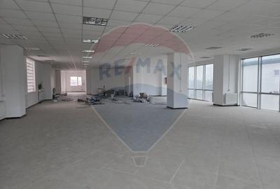 Spatiu comercial /birouri 300 mp - 5