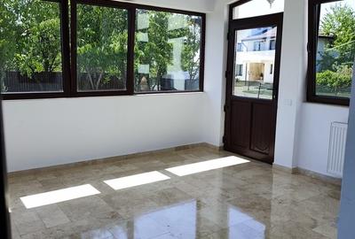 Casă cu 6 camere cu Teren 1000 Mp în Central