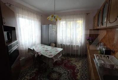 Casă cu 4 camere cu Teren 530 Mp în Central - 9