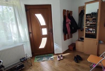 Casă cu 4 camere cu Canalizare în Chișoda - 2
