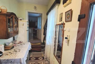 2 case lipite, ideale pentru 2 familii Harman, la doar - 4