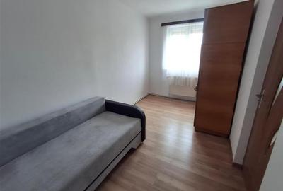 Apartament cu 3 camere semidecomandat în Țiglari - 2