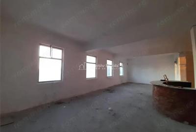 Bocsa Spatiu Com. 170 Mp. Etj.1. - 1