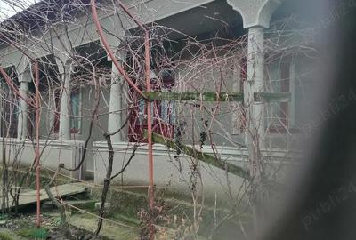 Casă în Oinacu - 2