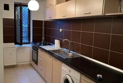 Garsonieră decomandată, mobilată în Ghencea - 9