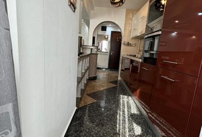 Apartament cu 2 camere decomandat în P-ța Alba Iulia - 11