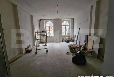 Apartament cu 4 camere decomandat în Central - 9