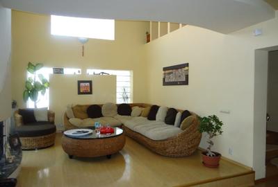 Vila piscina superba gradina matura cu iesire directa la padure - 31