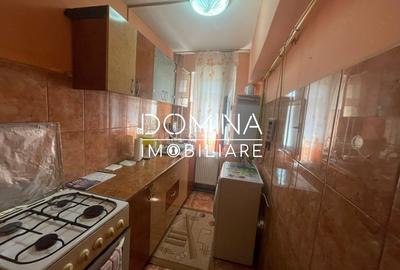 Apartament cu 3 camere decomandat, mobilat în 9 Mai - 4