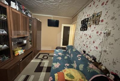 Apartament de vanzare, cu 2 camere, 35 mp, zona Micro 14 - 2