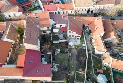 Apartament cu 3 camere în Central - 2