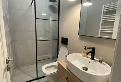 Apartament cu 2 camere semidecomandat în Universitate - 2