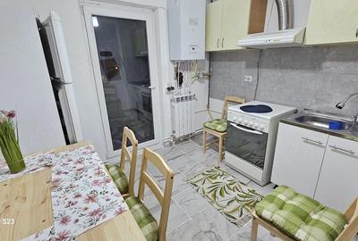 Apartament cu 2 camere decomandat în Piața Centrală - 4