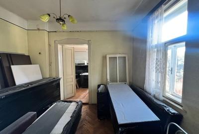 Casă cu 3 camere cu Canalizare în Dâmbul Rotund - 4