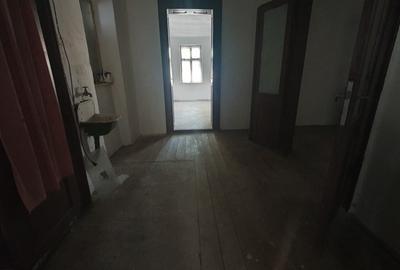Casă cu 4 camere cu Teren 1256 Mp în Aradul Nou - 3