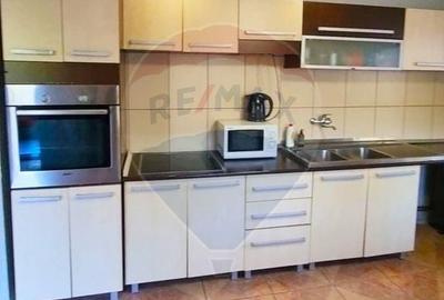 Casa de vanzare cu priveliste superba  zona Valea Borcutului - 3
