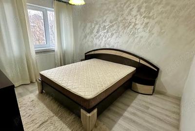 Apartament cu 3 camere decomandat în 9 Mai