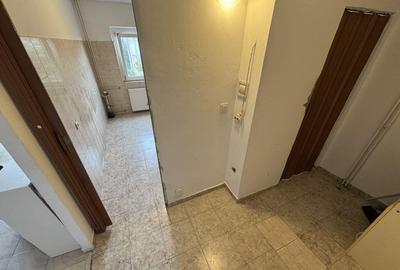 Garsonieră decomandată în Inel II