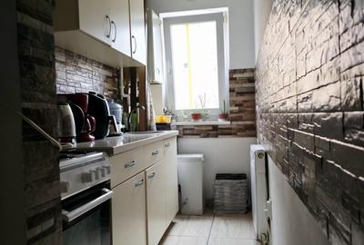 Vand apartament 2 camere Florilor - 2