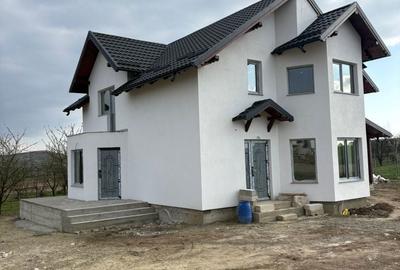 Casă cu 3 camere în Curtești - 7