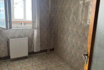 Apartament cu 3 camere decomandat în Sebastian - 7