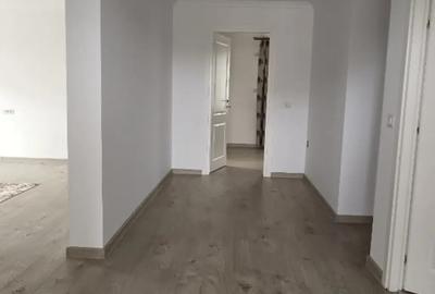 Casă cu 6 camere în Șcheia - 15