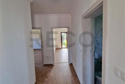 Casă cu 3 camere cu Teren 350 Mp în Borș - 12