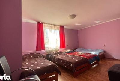 Casă cu 4 camere cu Teren 370 Mp în Central - 5