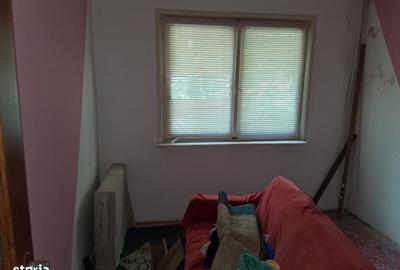 Apartament cu 3 camere decomandat în Sud - 16