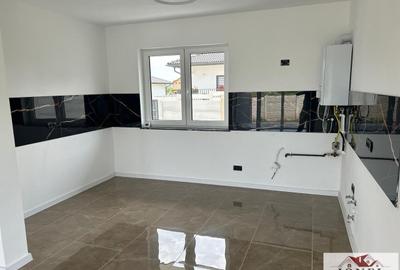 Casă individuală cu 3 camere cu Teren 373 Mp în Micești - 3