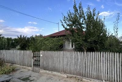 Casă cu 5 camere cu Teren 1311 Mp în Unirea - 5