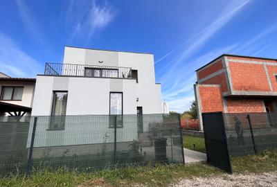 Proprietate de vânzare – Corbeanca, 2 case pe teren de 470 mp - 2