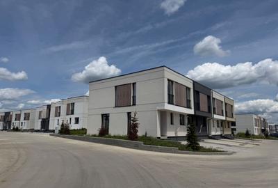 Casă cu 7 camere cu Canalizare în Ștefăneștii de Jos - 3