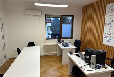 Casă cu 4 camere cu Teren 400 Mp în Andrei Mureșanu - 1