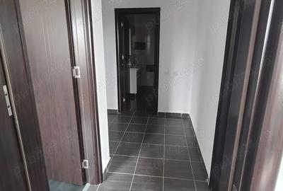 Inchiriez apartament 3 camere - 7
