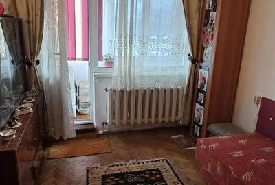 Apartament cu 2 camere decomandat în Precista - 2